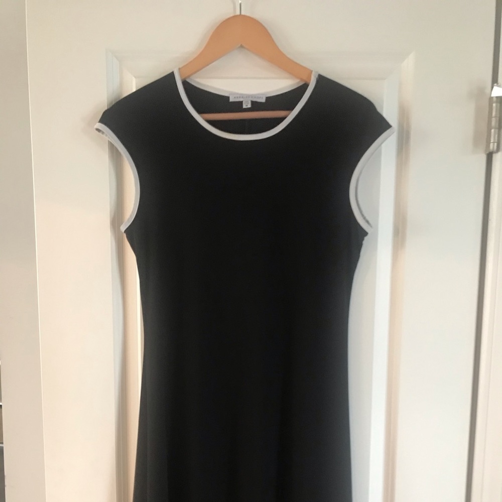 Shortsleeved Dress